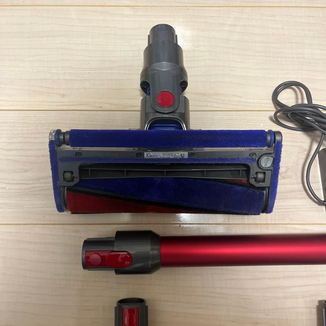 ③ すぐ使える！動作品！dysonダイソンコードレスクリーナー純正SV10