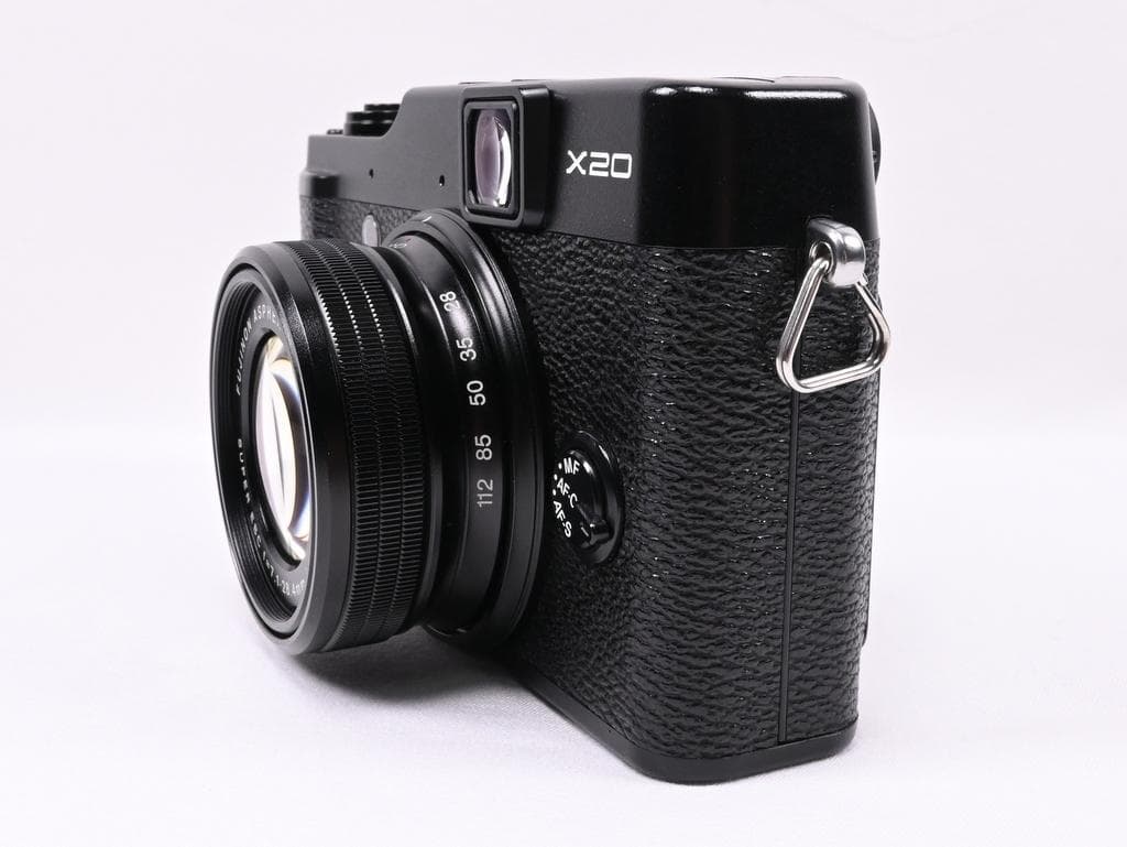 【美品】 フジフイルム FUJIFILM X20