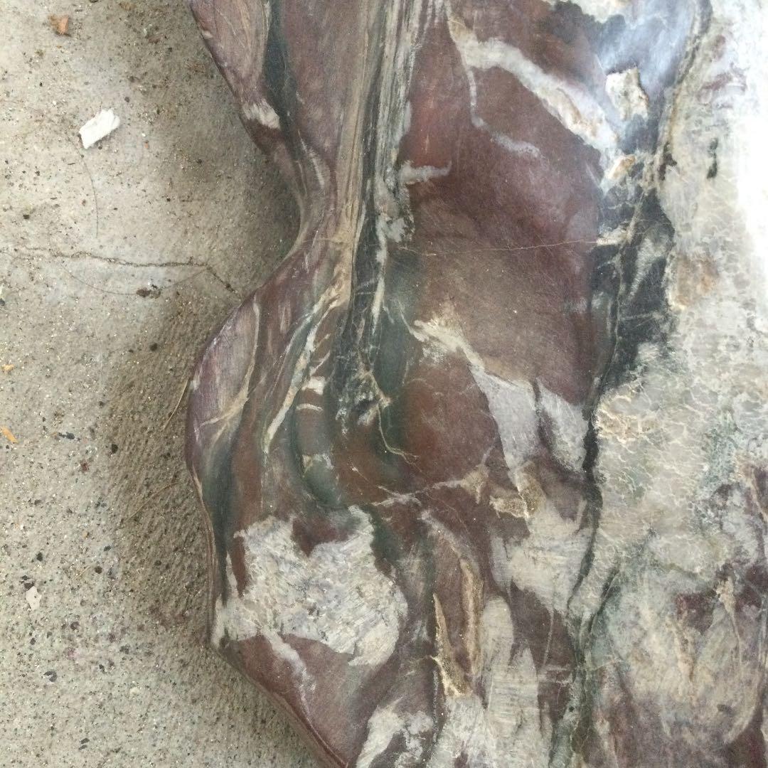 珪化木？　木化石？　赤紫&黒系　約40キロ　美品　レア