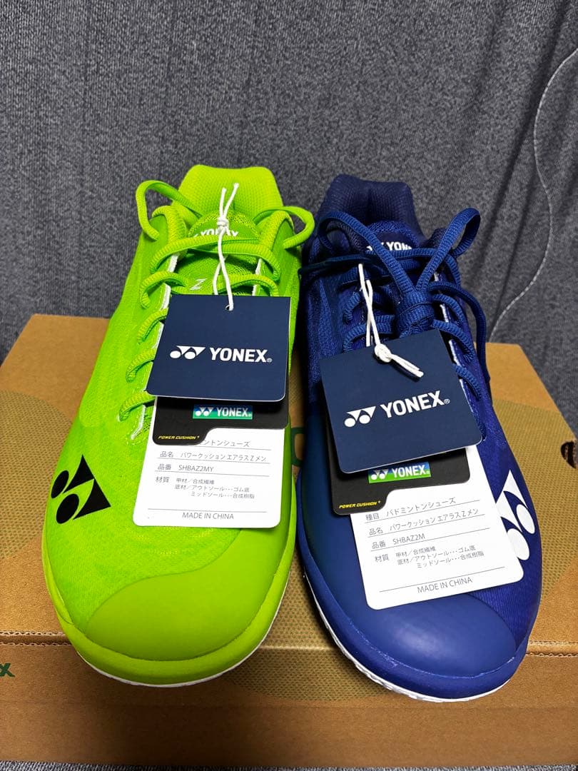 ヨネックス　バドミントン　シューズ　左右非対称　26.5 バカ履き　エアラスＺ