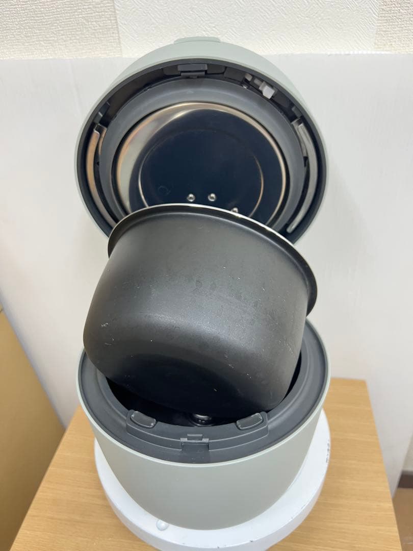 Panasonic 圧力IHジャー炊飯器 SR-R10A 2023年製 グリーン