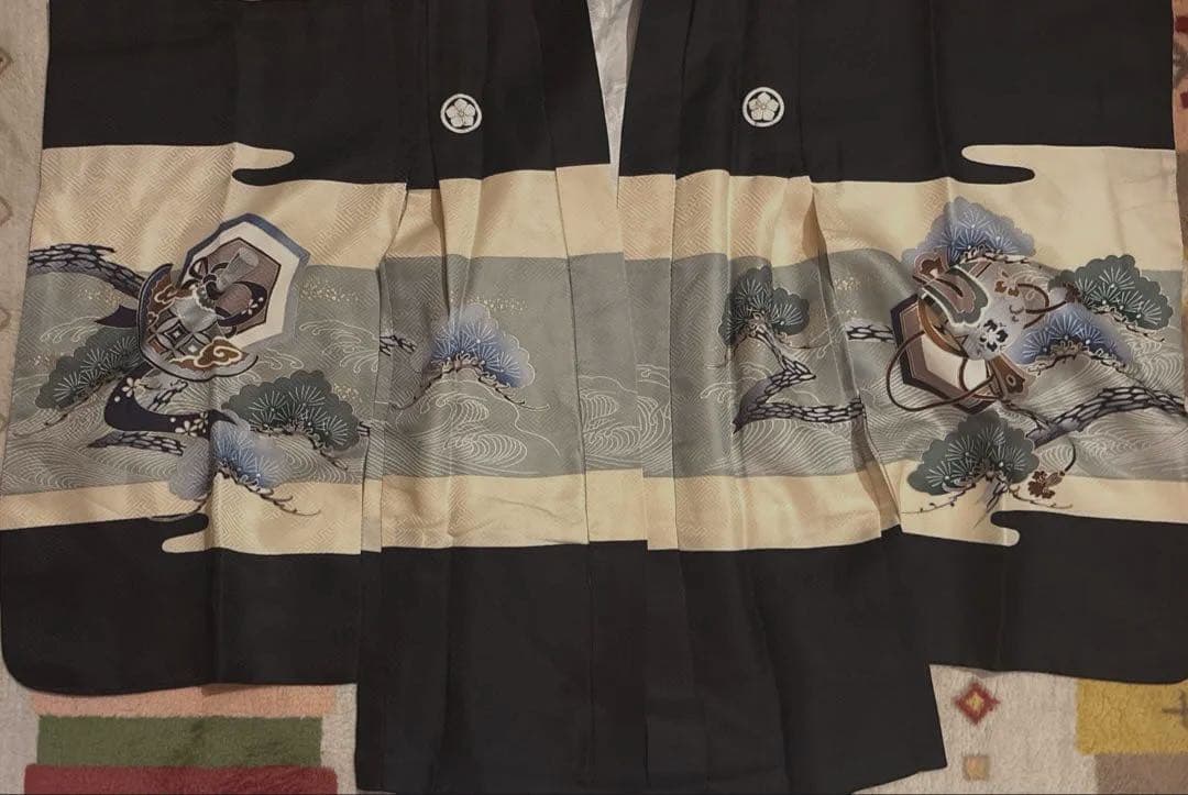 七五三　5才　男の子晴れ着　一式　黒地　勇壮な鷹の図　宝船図 一度使用美品