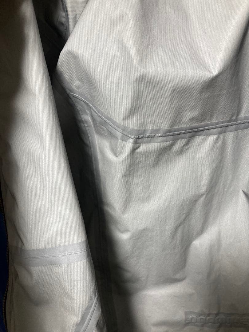 シマノ ネクサスDSタフレインスーツ RA-124S Lサイズ　ブラック