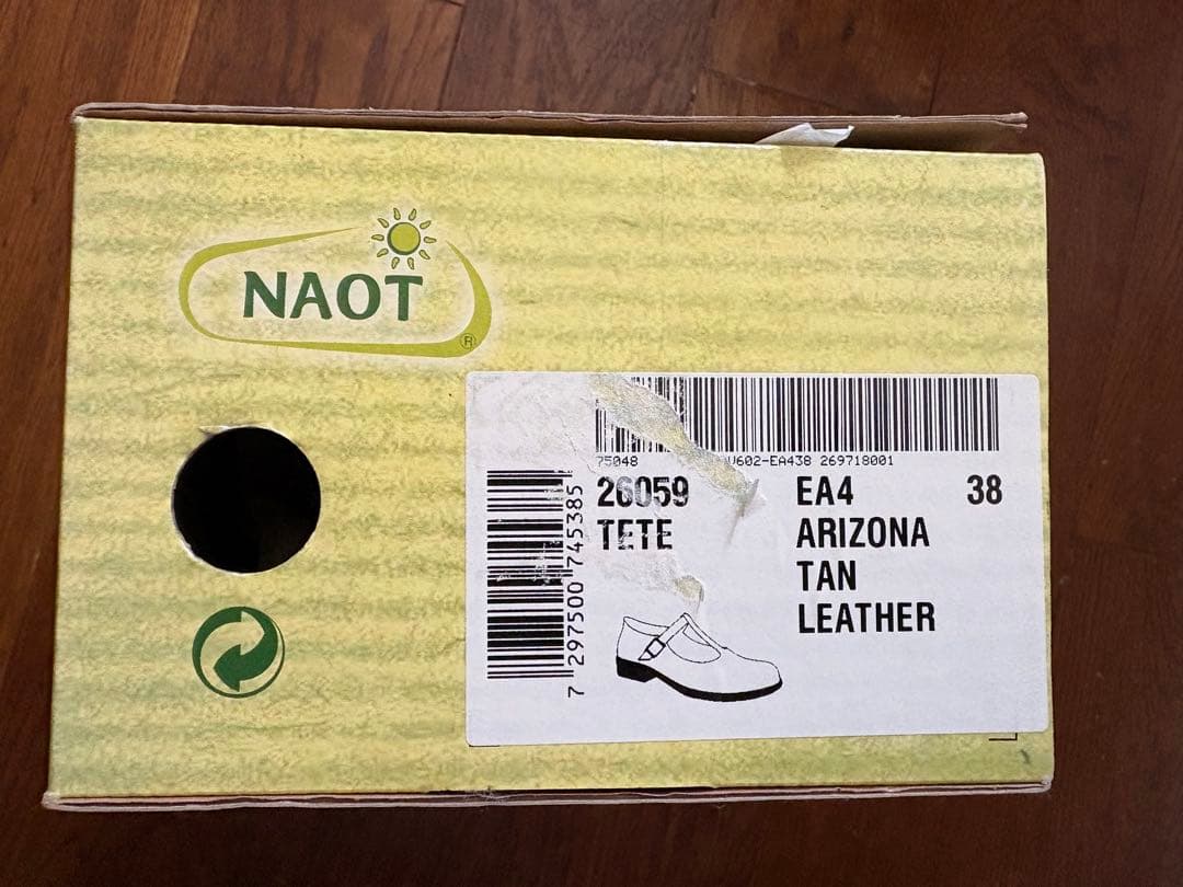 NAOT ナオト　Tストラップシューズ　TETE 新品