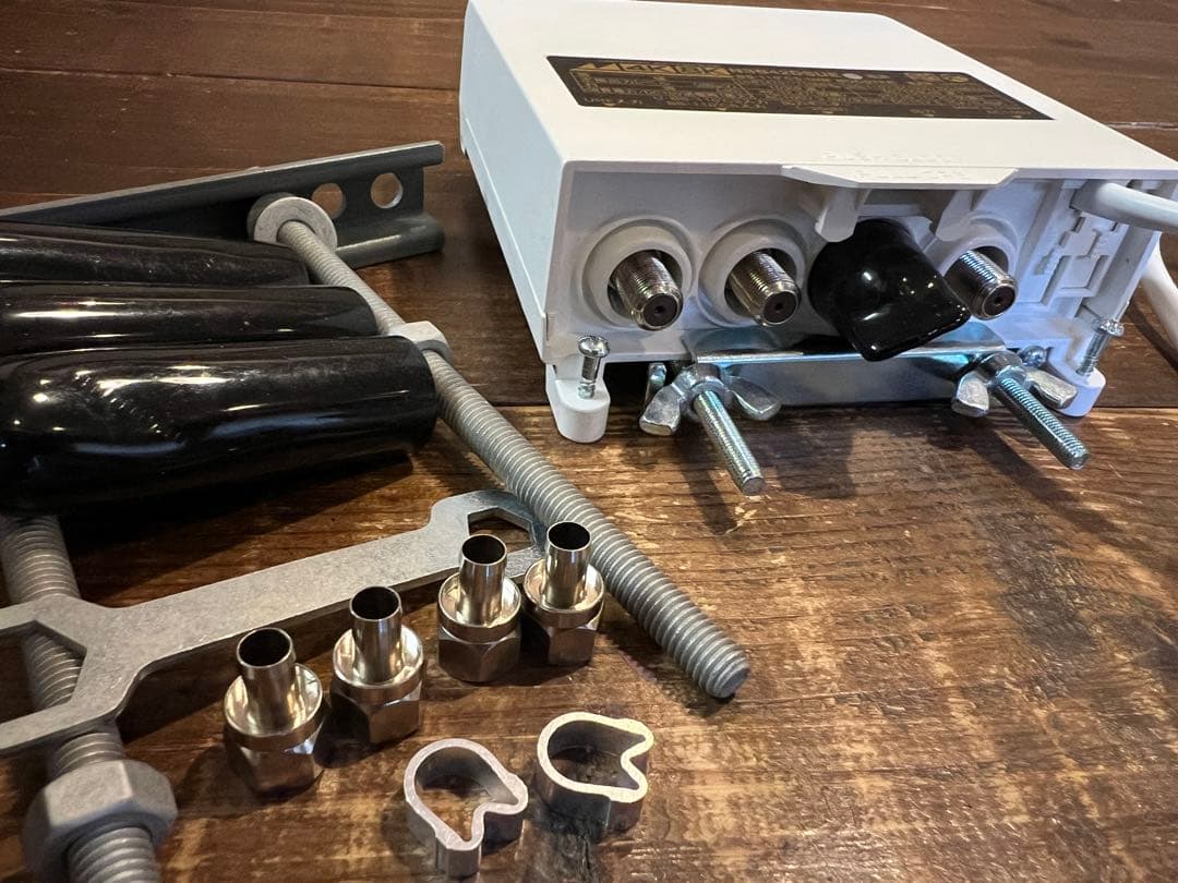 NSB42DSUE BS-110 CS UHFブースター