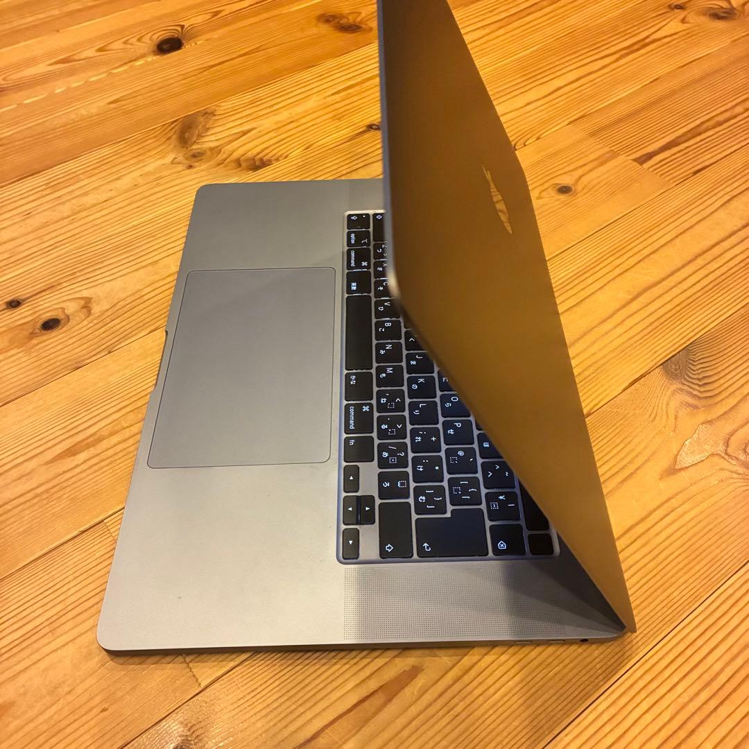 Apple MacBook Pro 2019 ジャンク　画面不具合　16インチ