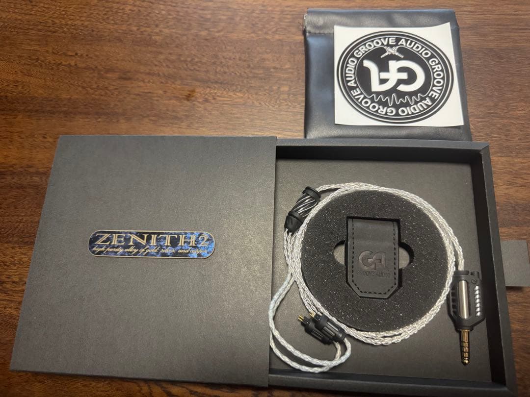 イヤホン GROOVE AUDIO ZENITH2