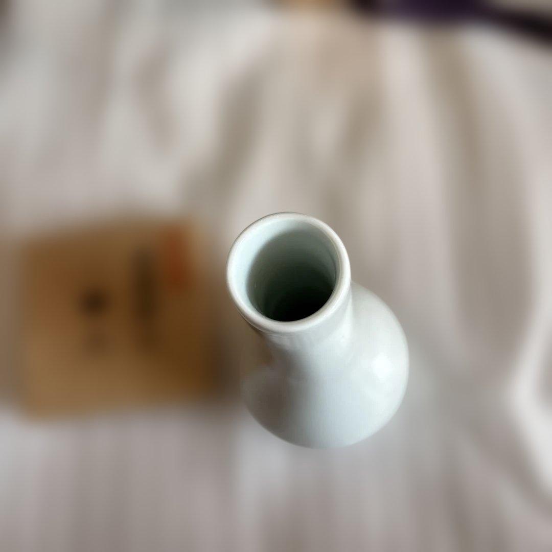 一輪挿し　花瓶　未使用　人間国宝 井上萬二氏　作品　白磁　共箱付属