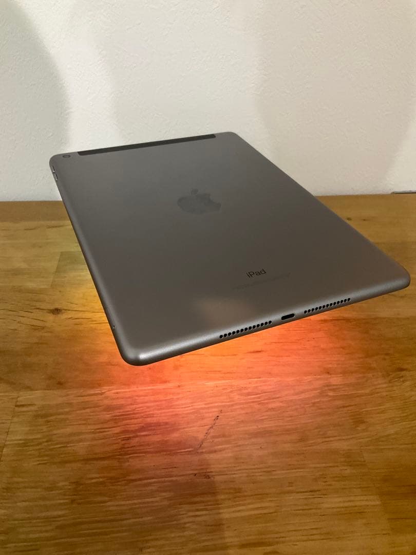☘️iPad第6世代　32GB セルラーモデル