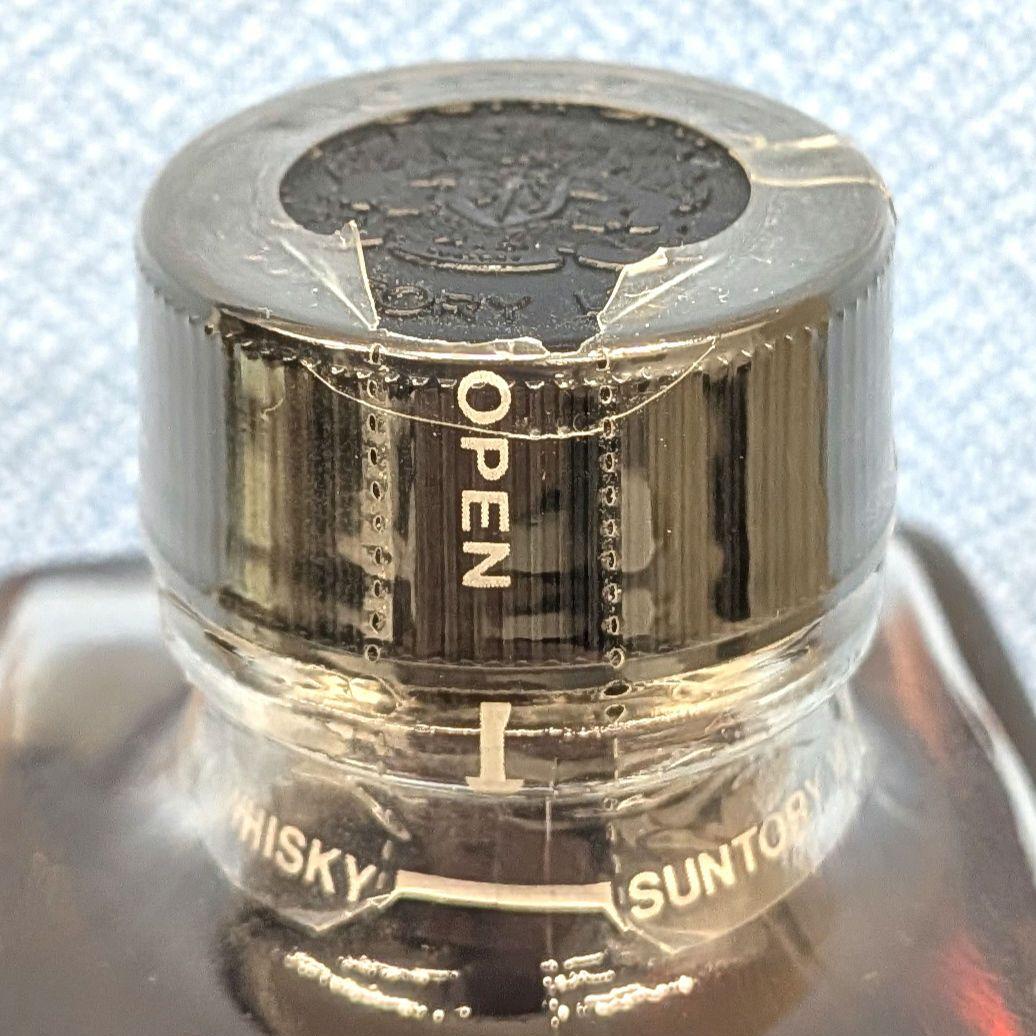 サントリーローヤル　ピアノ型ボトル　特級　従価税率適用　600ml 43％　箱無