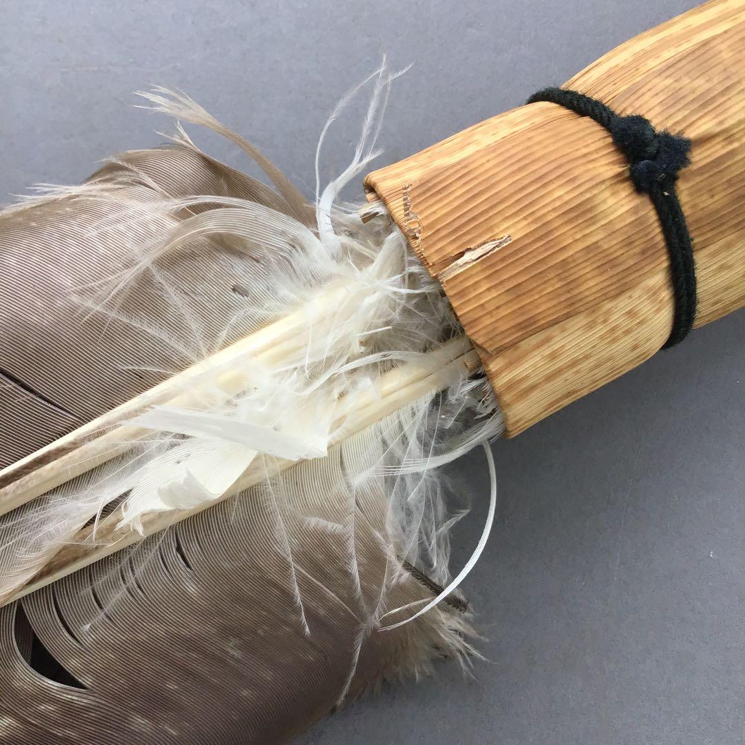 茶道具　羽箒(孔雀羽入り) 紙箱(修復歴あり、紙箱劣化有)　S21HB