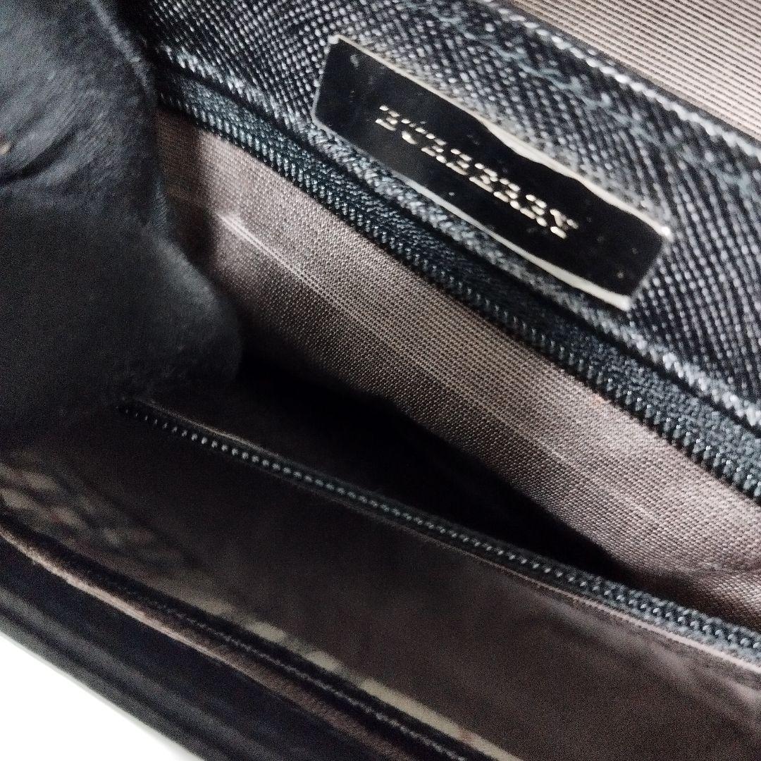 未使用金具シール付き☆　バーバリー　ワンショルダーバッグ　ロゴプレート　y2k