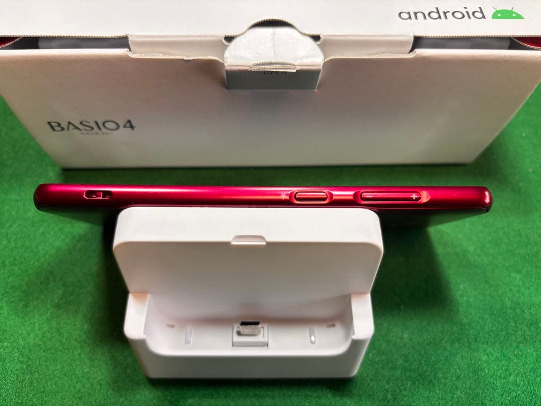 BASIO4 スマホケース付き