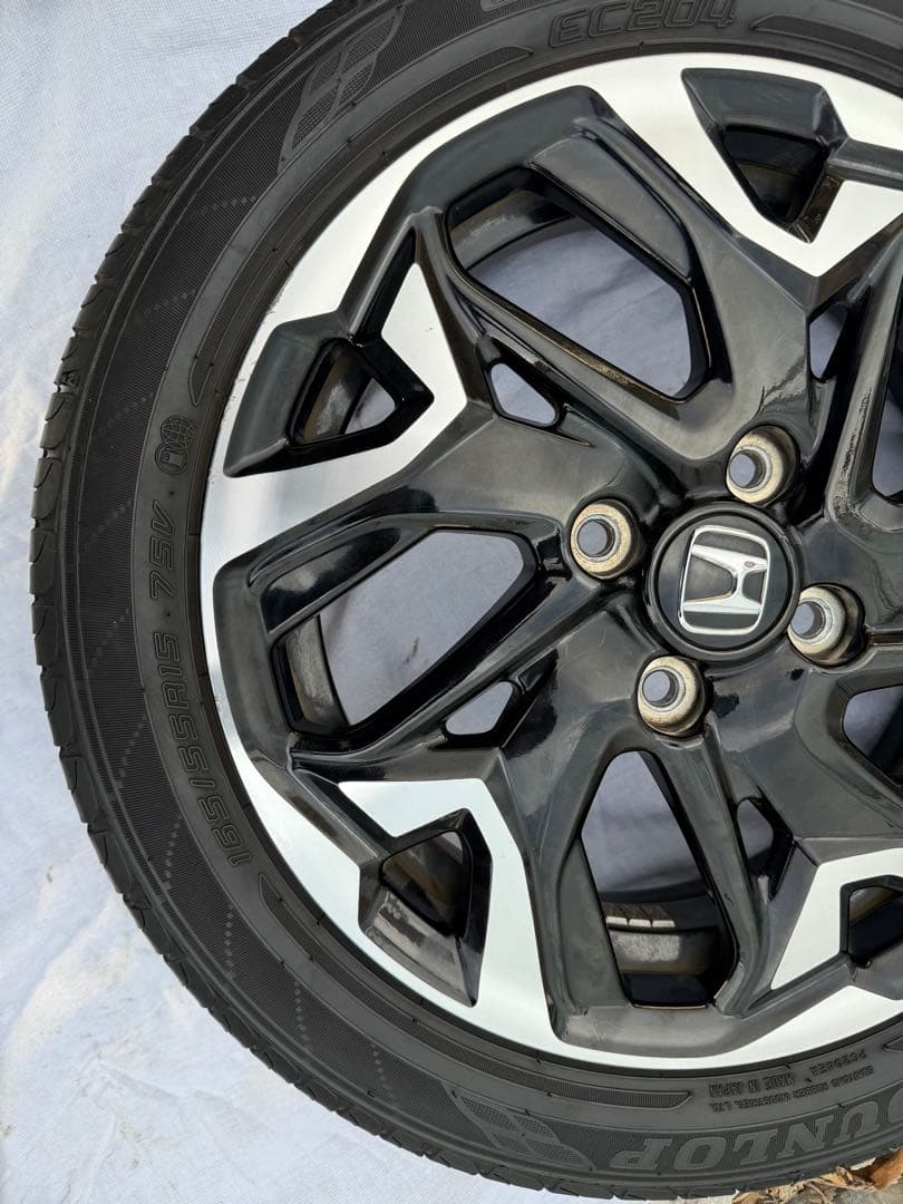 ホンダNBOxカスタム 純正15インチタイヤセット165/55R15 23年