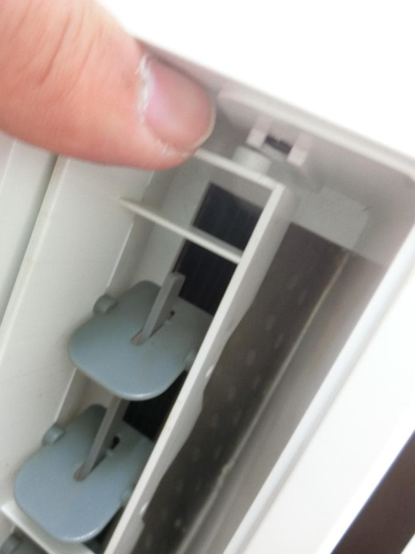 M106★小泉窓用用エアコン・KAW-1984/2019年製・保証付・送料無料