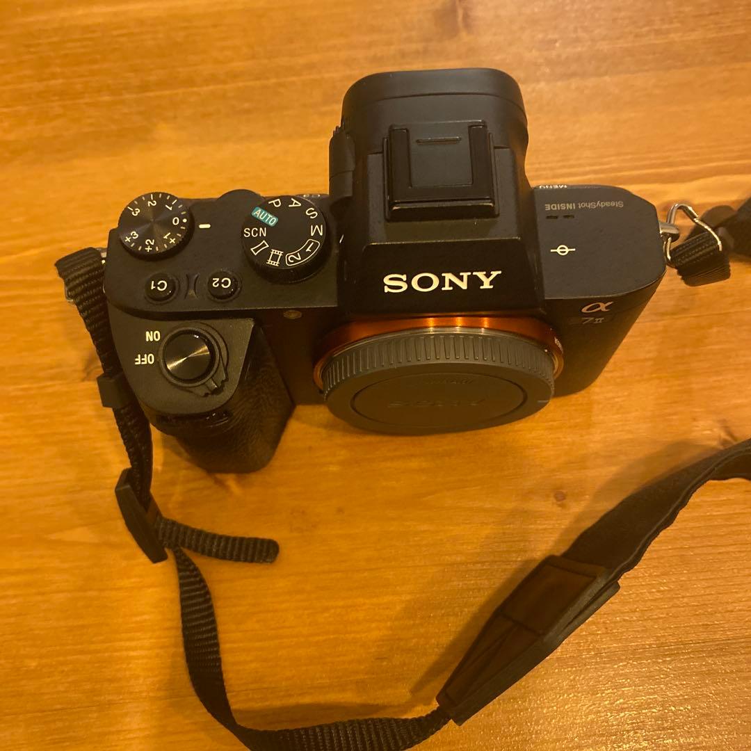 SONY α7ii ミラーレス一眼レフ　ボディーのみ