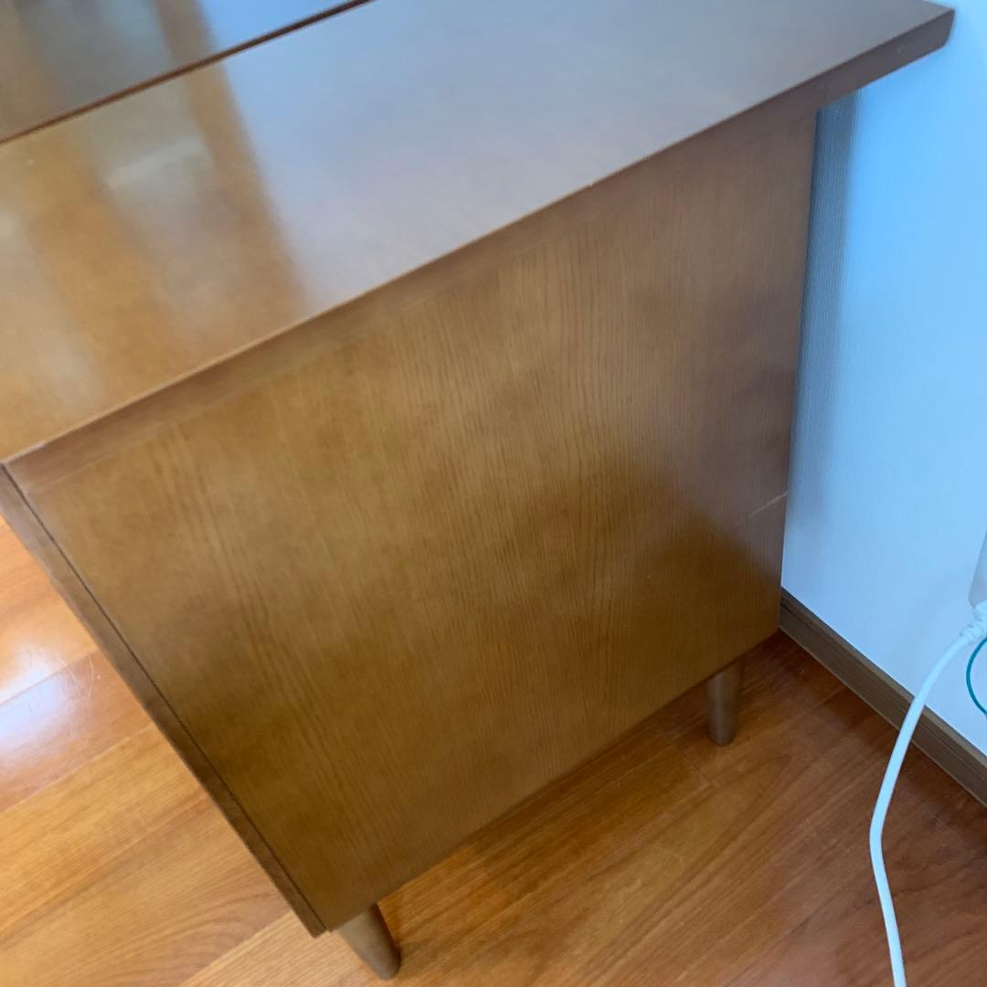 カリモク60 3段引き出し付きチェスト