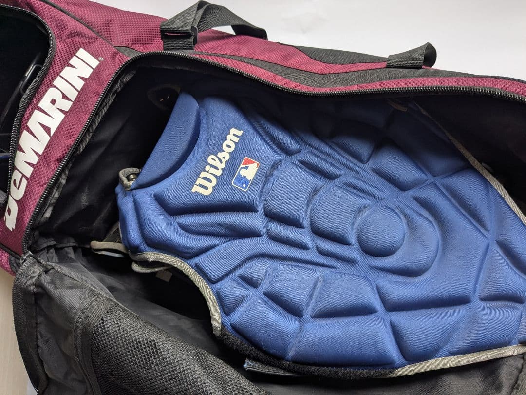 U.S. Wilson キャッチャー防具セット、キャスター付き防具バッグ付き