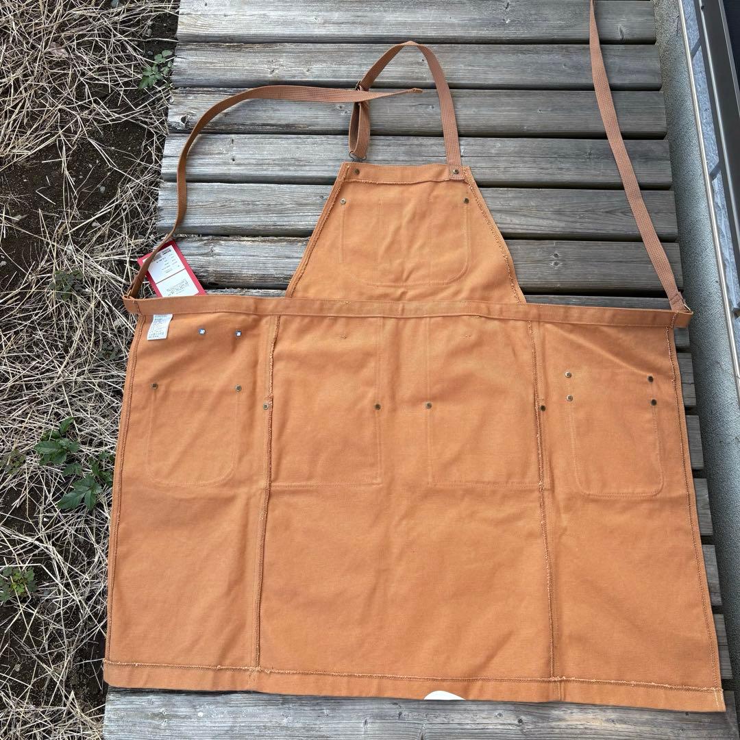 CUNE キューン ワークエプロン ブラウン