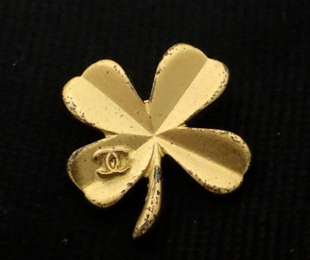 CHANEL シャネル ココマーク ブローチ クローバー 四つ葉 ブローチ GP