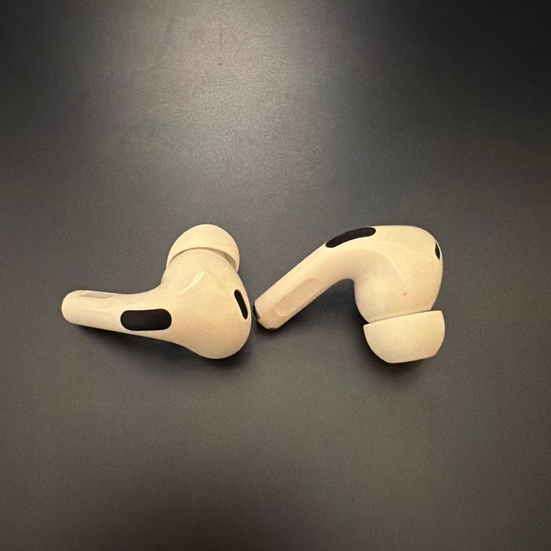 AirPods Pro（第2世代）MagSaf（USB-C 左