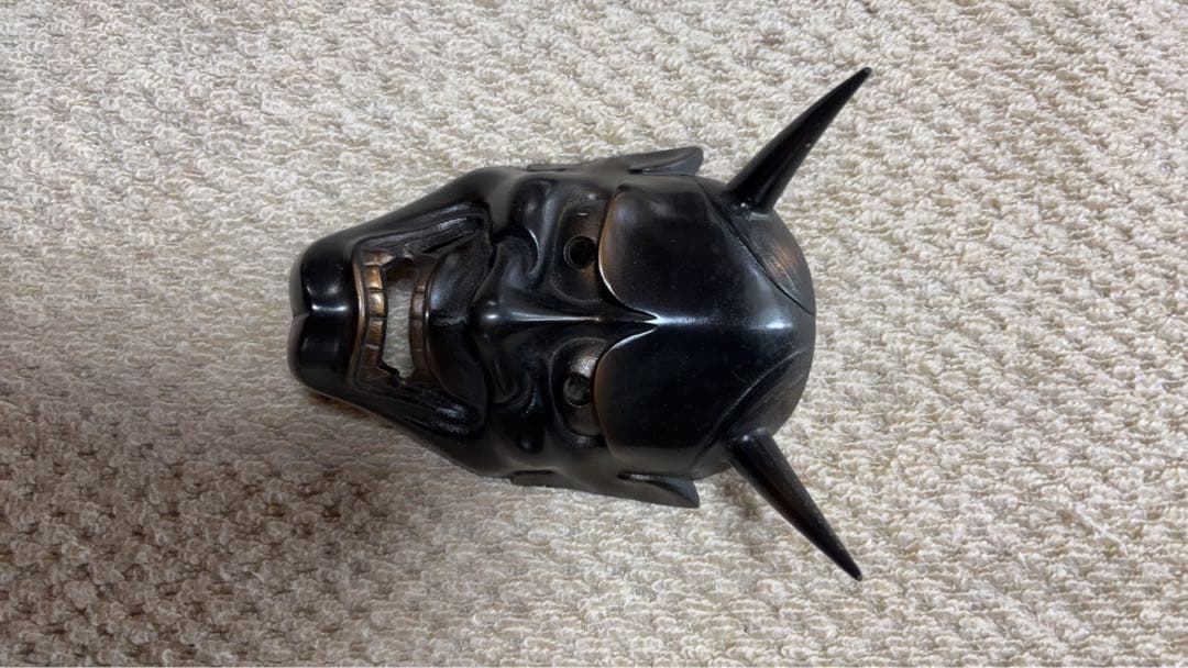 ば*び様 白 黒 能面 鉄製