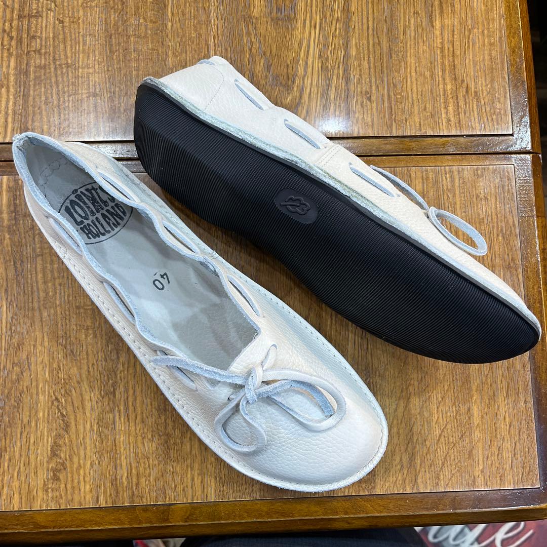 ロインツ39000オフ白40 新品　定価¥30800