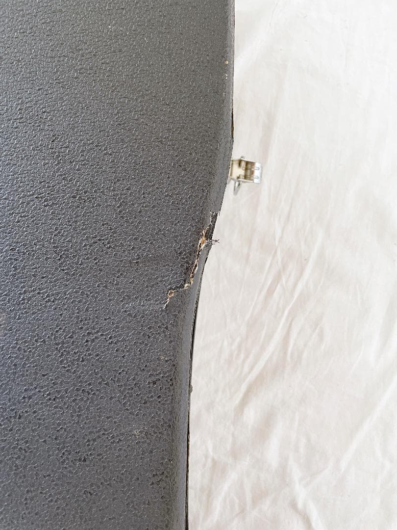 YAMAHA FG-200D ハードケース(難有)と小物付き