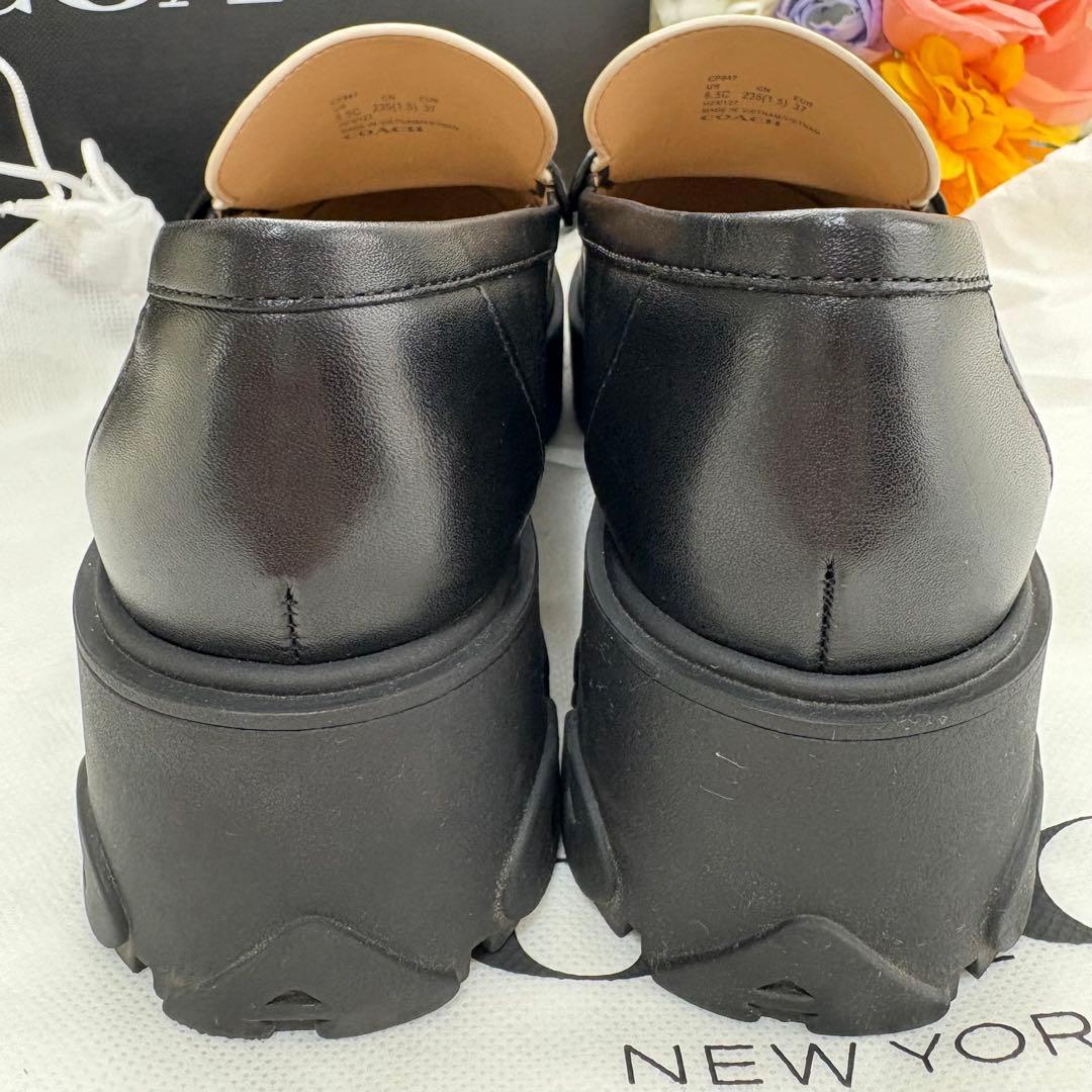 美品　箱袋タグ付　コーチ　ルーシー　ローファー　厚底　ブラック　ホワイト　レザー