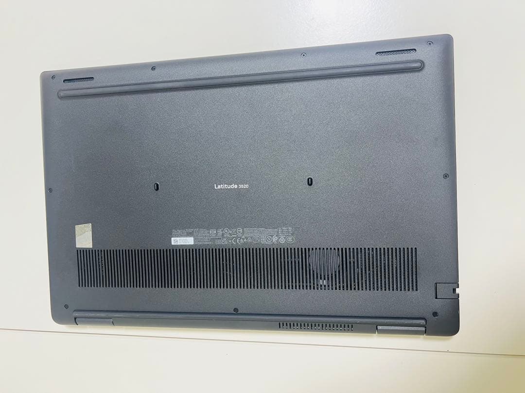 その他ノートPC本体 Dell Latitude 3520 core i7 16gb 512gb