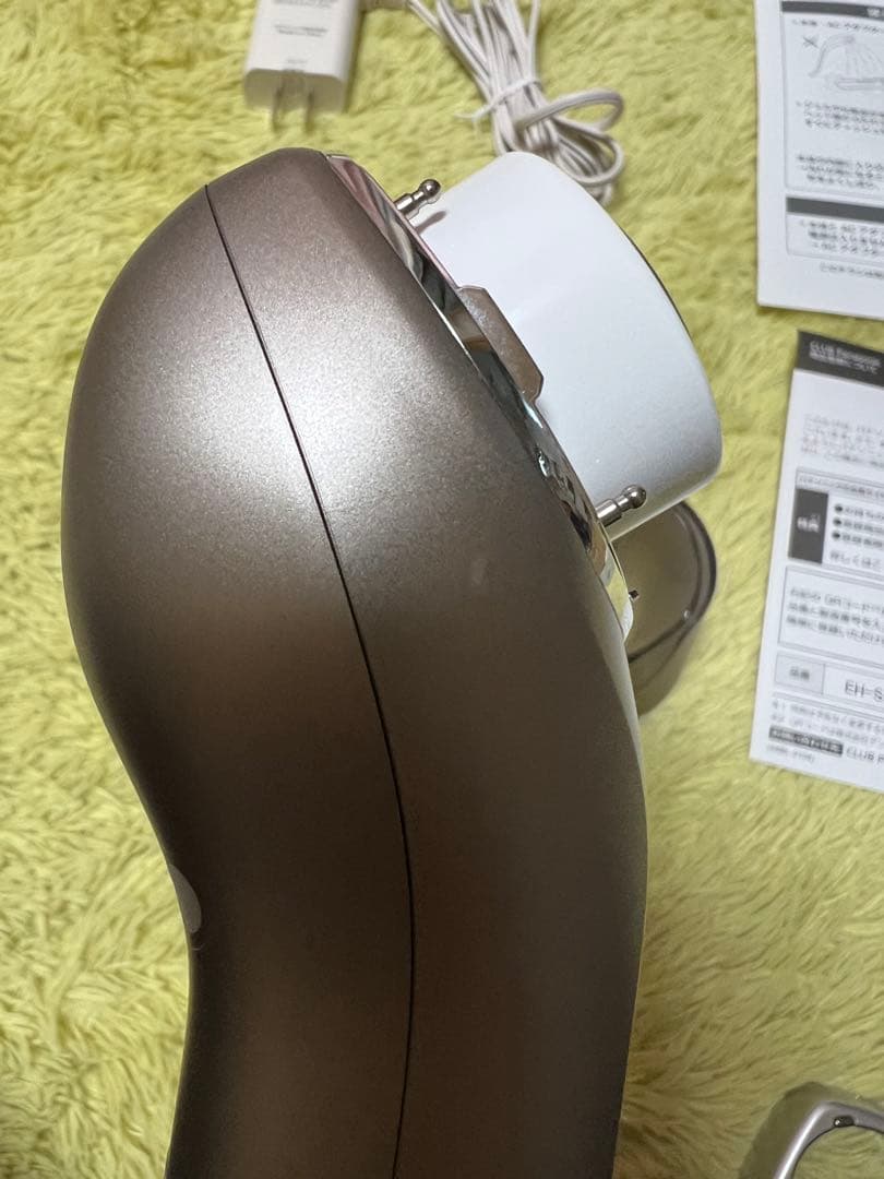 パナソニック　美顔器 ソニックRFリフト　EH-SR75-N