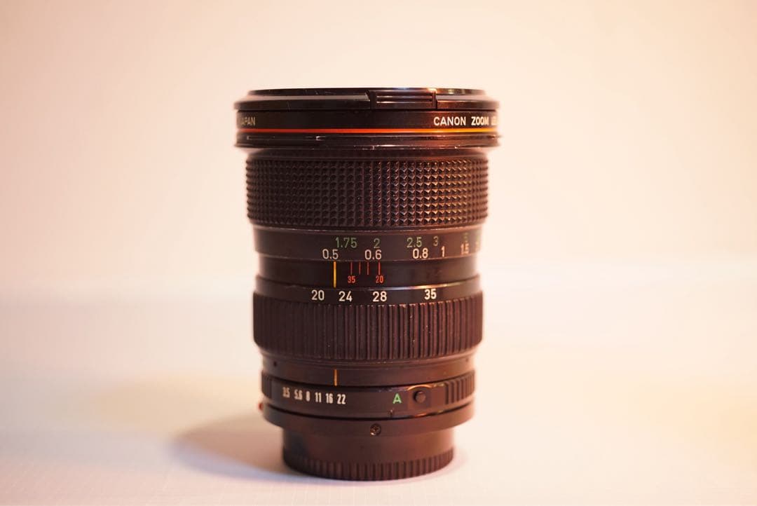 【ジャンク】 Canon 20-35 F.3.5 L new FD Lens