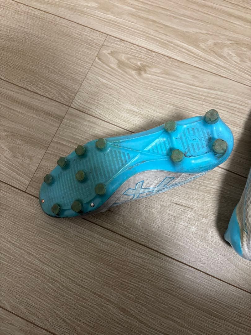 ASICS スパイクシューズ ホワイト/ブルー