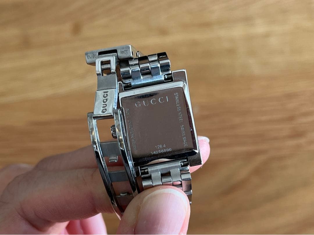 GUCCI 腕時計 レディースYA128402