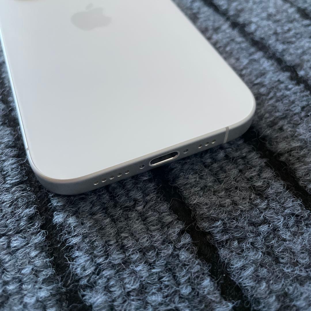 192 iPhone16 128GB SIMフリー　ホワイト