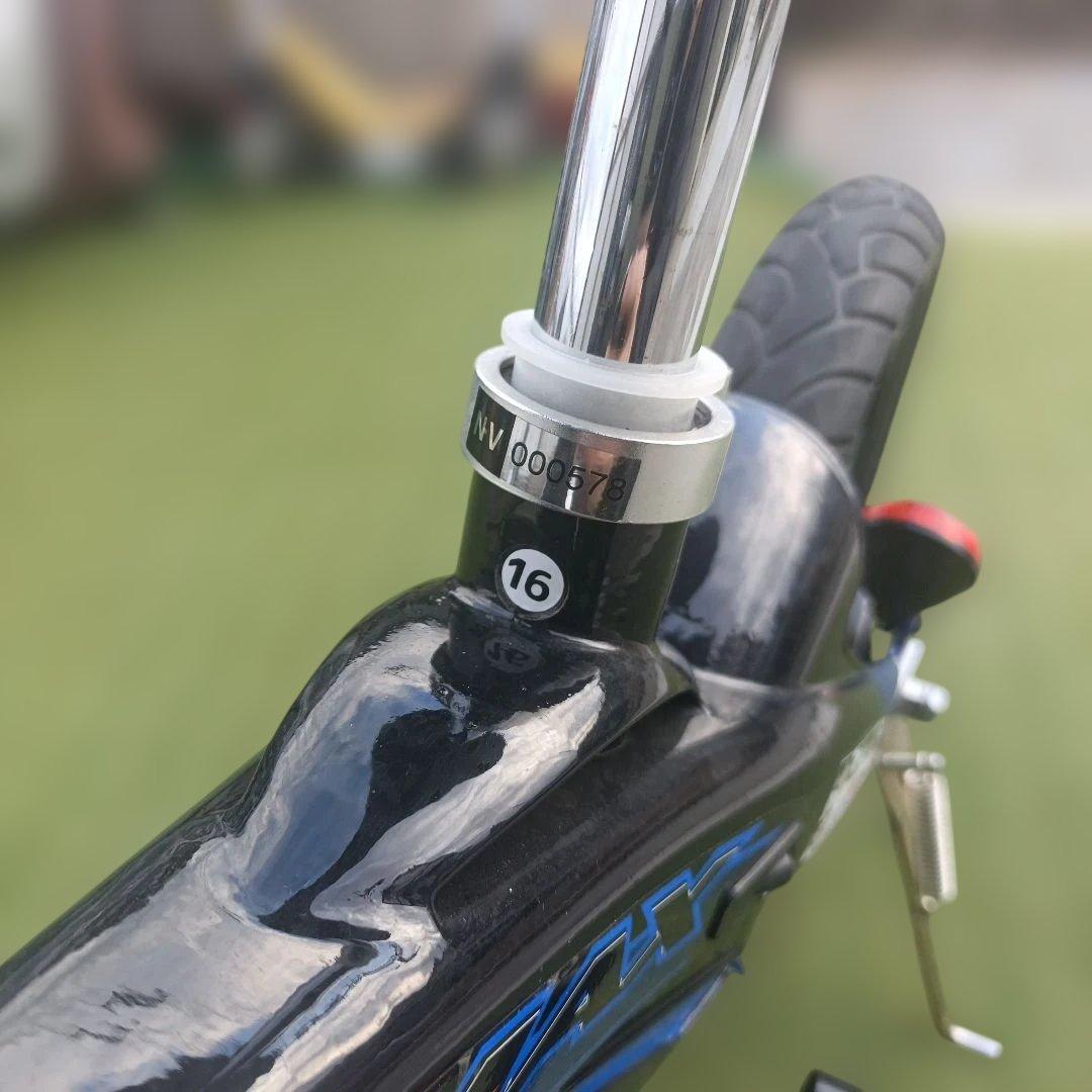 子どもの自転車16インチ青色