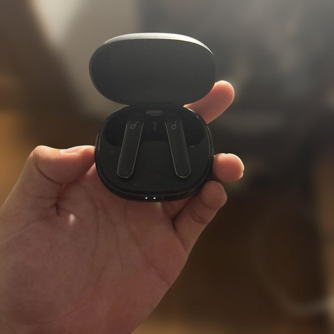 Anker ワイヤレスイヤホン ブラック