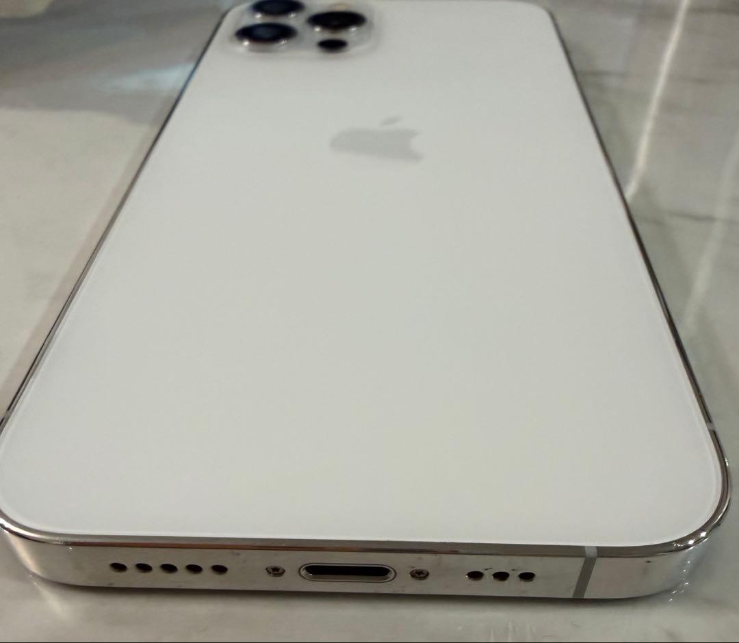 iPhone12pro 128GB ホワイト