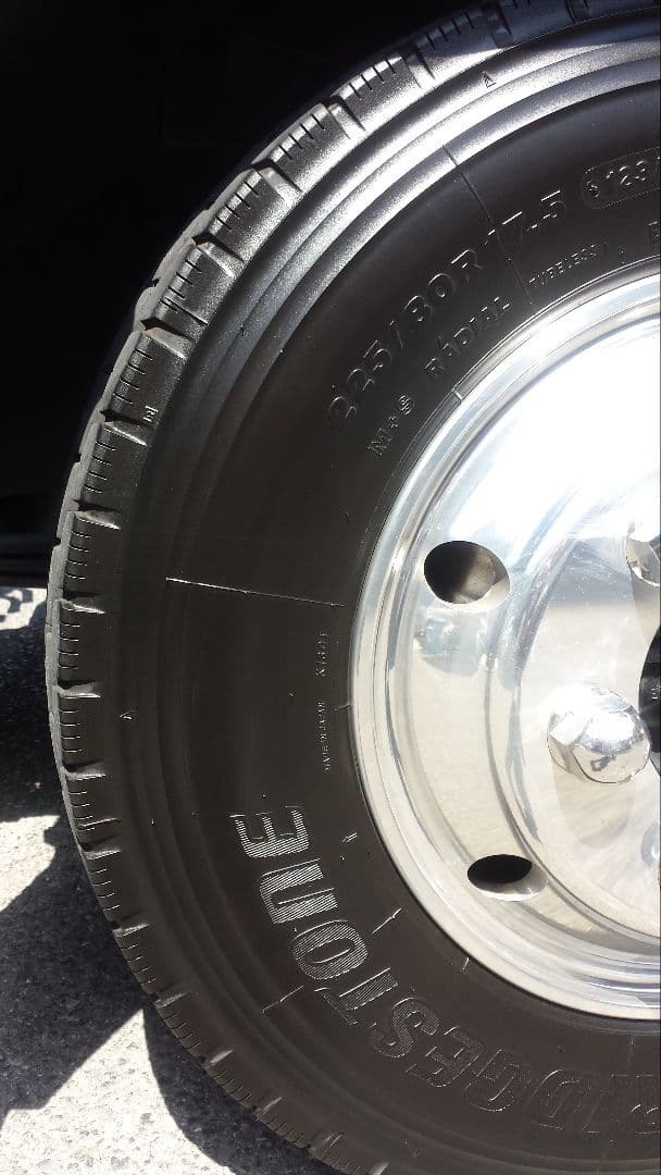 【ブラックラスター】530×4 タイヤワックス　艶　光沢　タイヤ　トラック