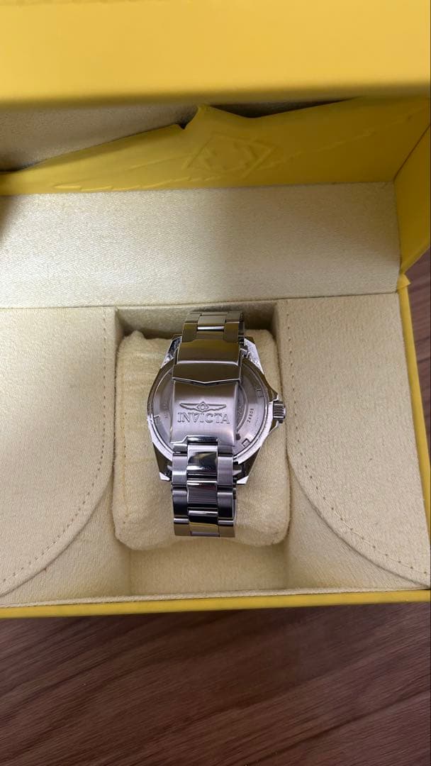 INVICTA 腕時計　スヌーピー