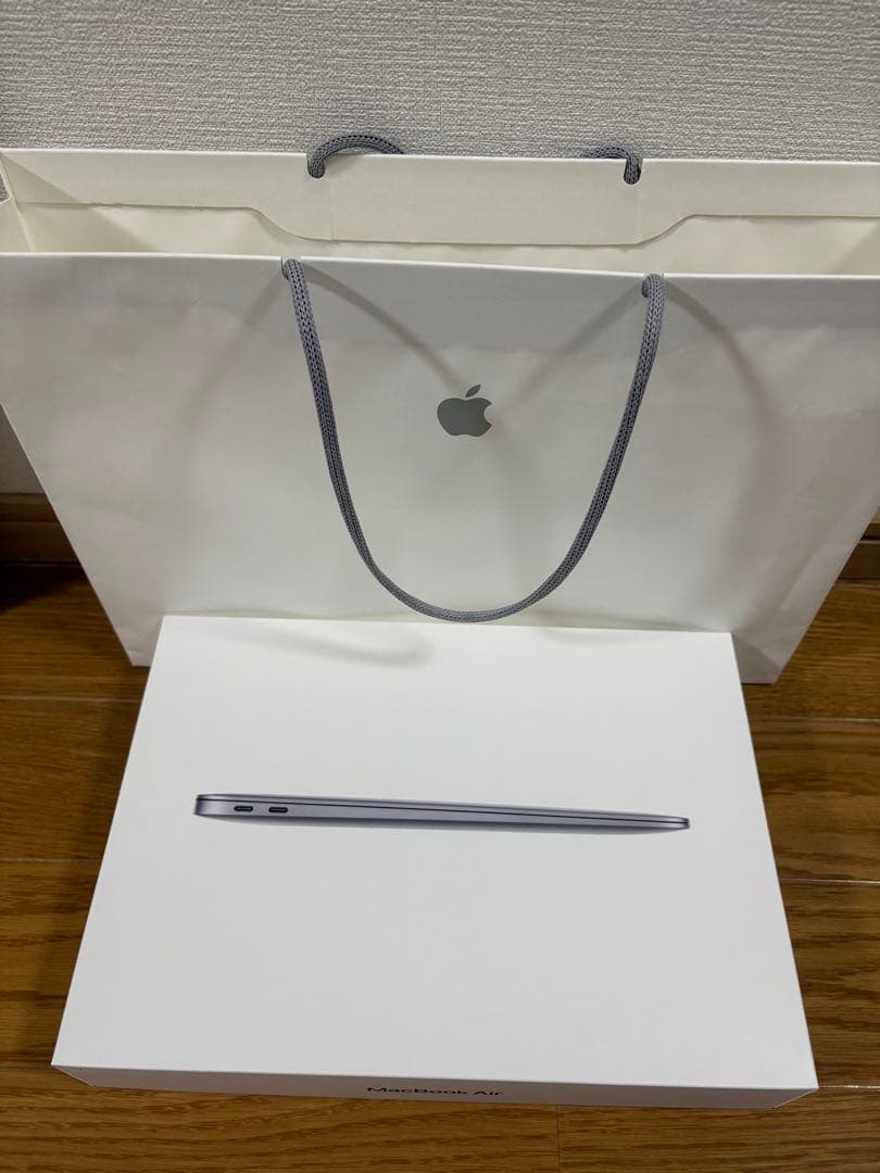 MacBook Air M1チップ搭載モデル（8GB / 256GB）