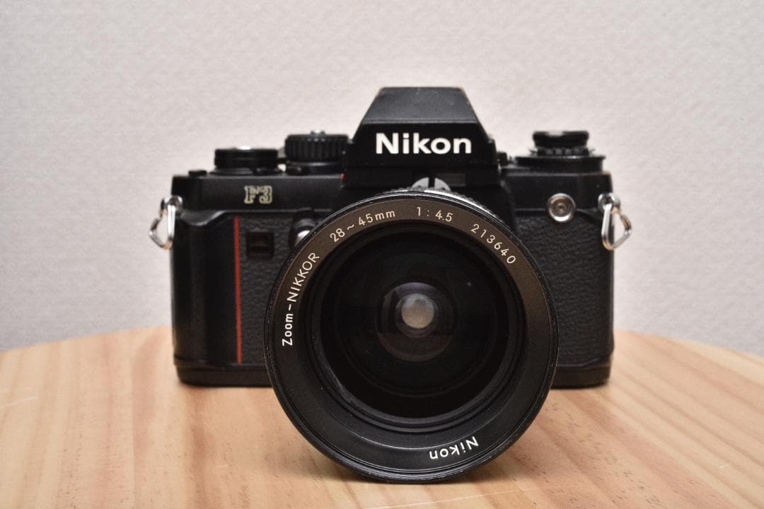 フィルムカメラ Nikon F3 + 28-45mm 4.5