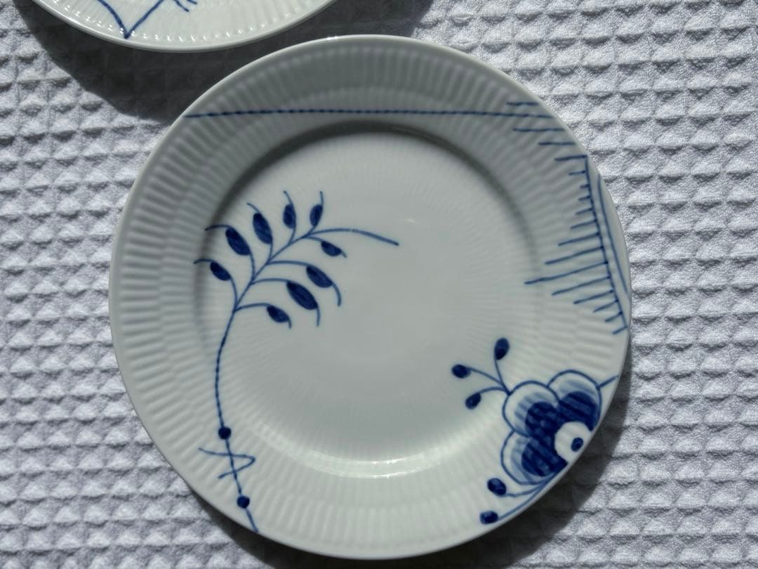 【お値下げ/新品】ブルーフルーテッド メガ 27cm×1 19×2