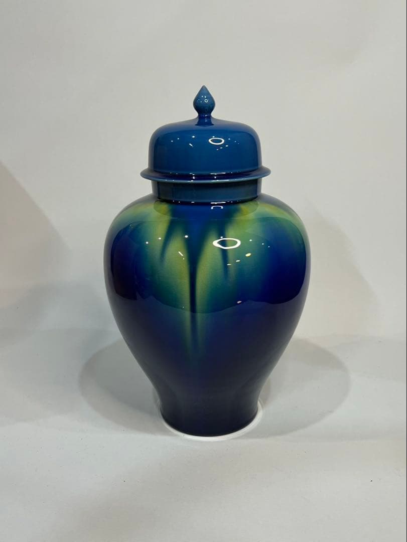【人間国宝】三代 徳田八十吉 碧明燿彩 飾壺 沈香壺 31cm 台付