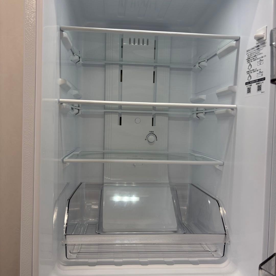 ★141　冷蔵庫　東芝　25年製　150L　一人暮らし　安い　極美品　設置無料