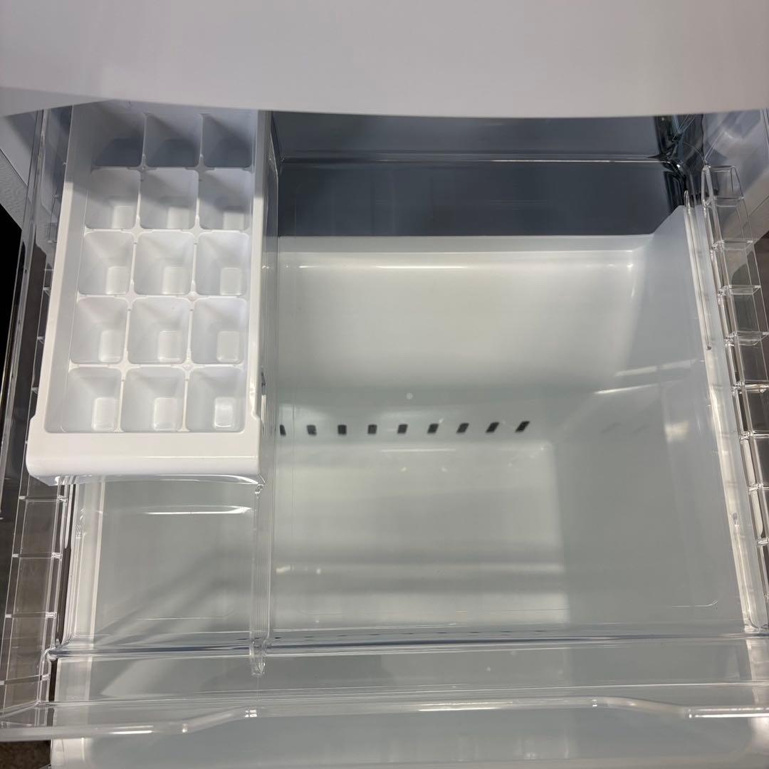 ★141　冷蔵庫　東芝　25年製　150L　一人暮らし　安い　極美品　設置無料