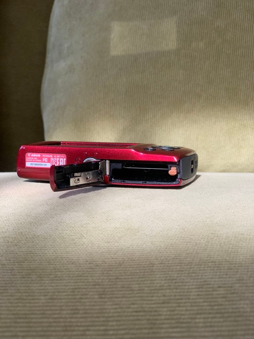 Canon IXY 120 PC2048 デジタルカメラ、レッド(良好な状態)
