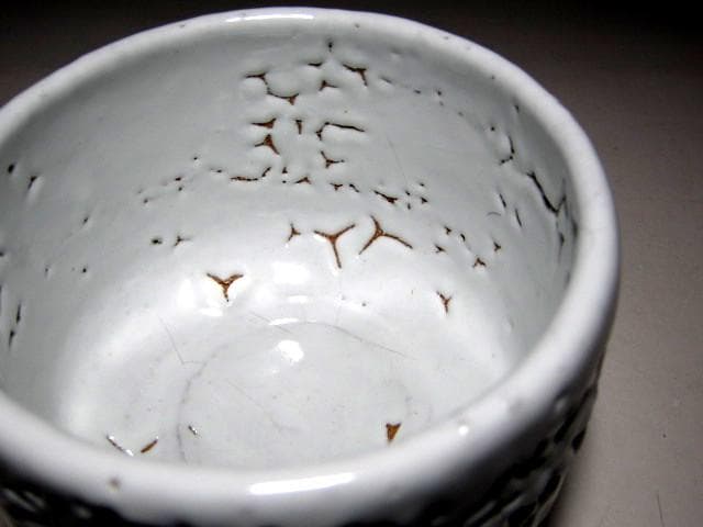 ＜お値引中＞十一代 三輪休雪 萩白茶碗「春雲」表千家十四代 而妙斎花押　m131