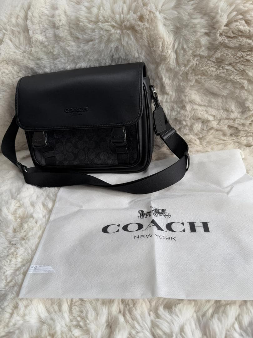 カズCOACH メッセンジャー クロスボディ シグネチャー レザーブラック