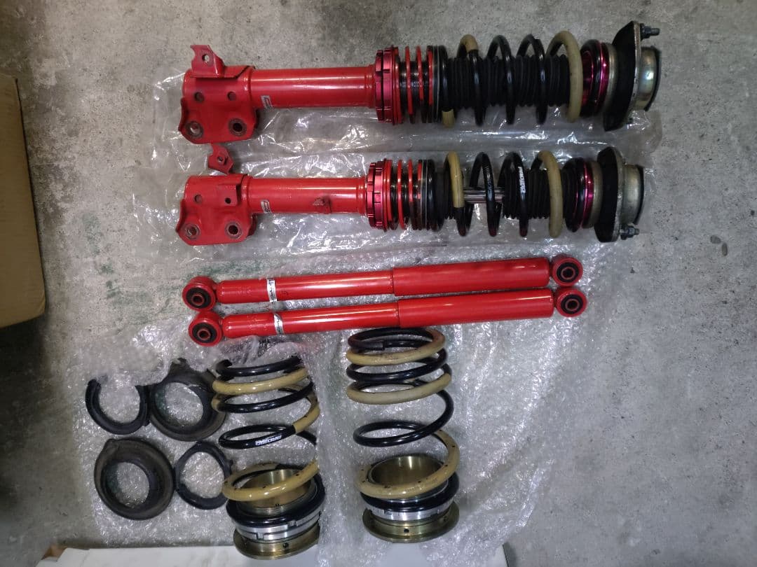 ダイハツ　エッセ　タナベ　車高調